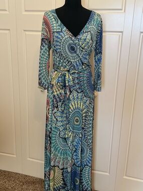 Gorgeous Maxi Dress Sz L